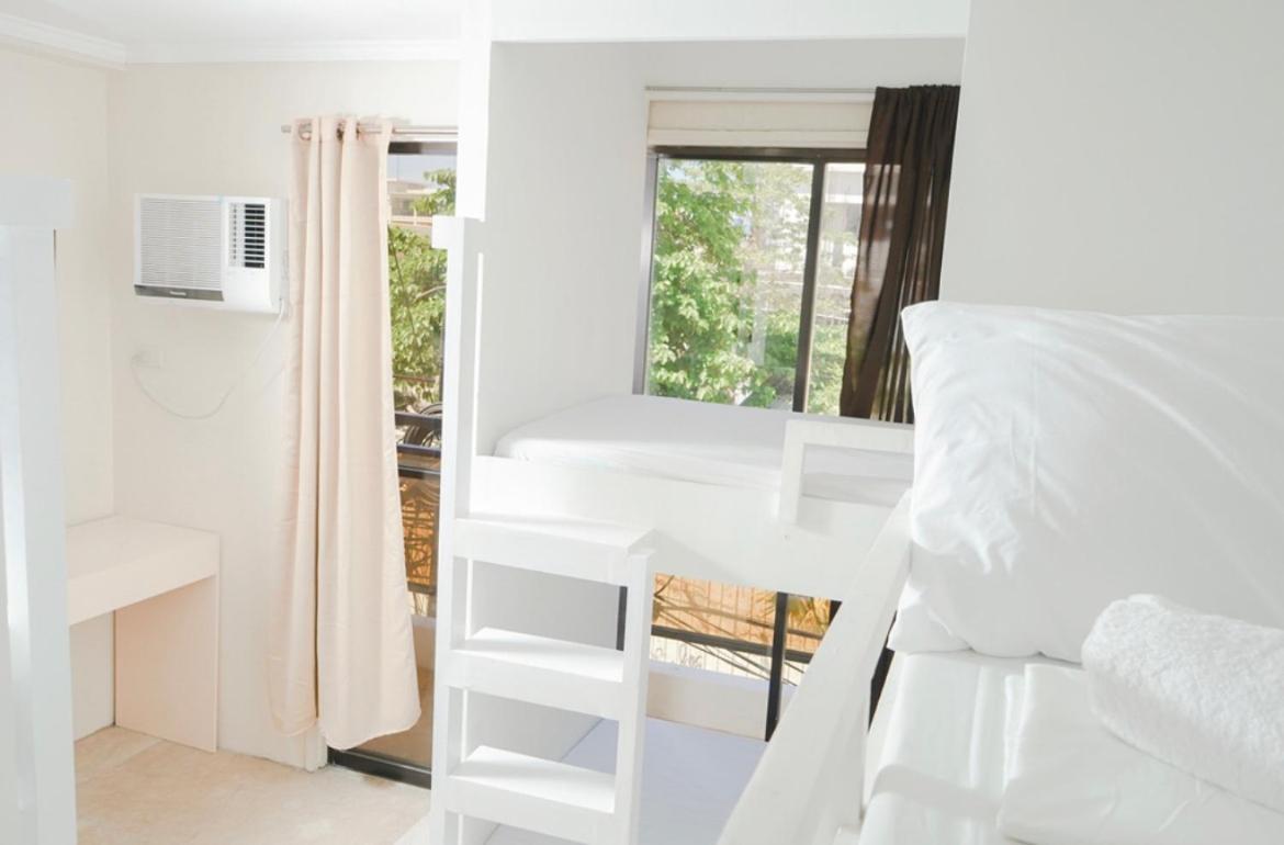 The A Hostel Balabag  Экстерьер фото